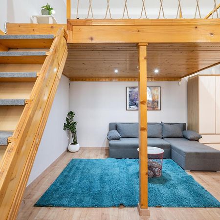 Affordable Heroes' Square Residence Budapest Kültér fotó