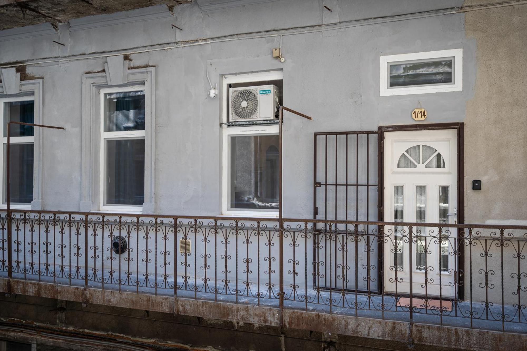 Affordable Heroes' Square Residence Budapest Kültér fotó