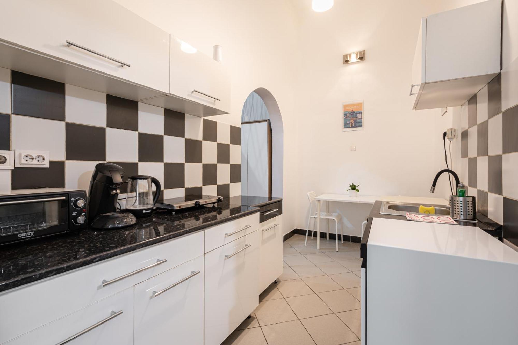 Affordable Heroes' Square Residence Budapest Kültér fotó