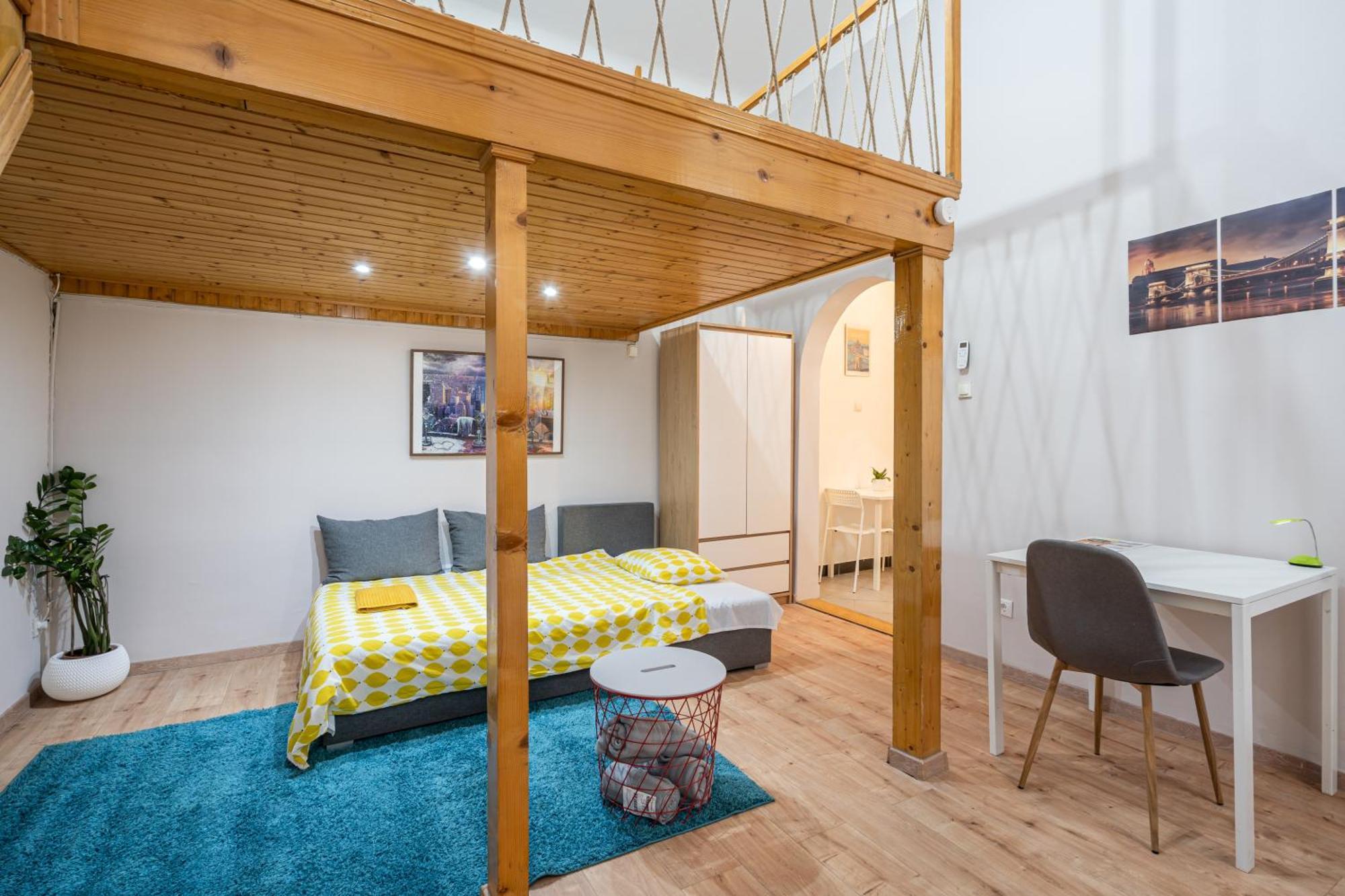 Affordable Heroes' Square Residence Budapest Kültér fotó